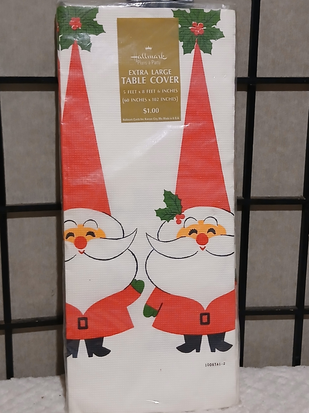 Hallmark Vintage Santa Pair Table Cover - Red, White & Green